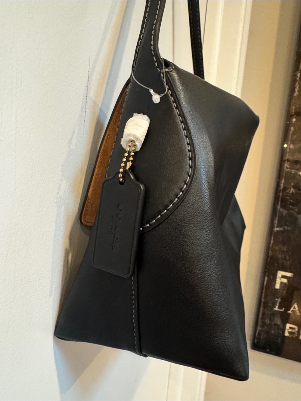 Coach Chelsea 36 Natural Grain Black Leather Shoulder Bag - Picture 6 of 15